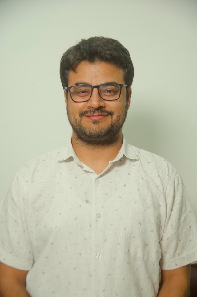 Anuj Tiwariphoto